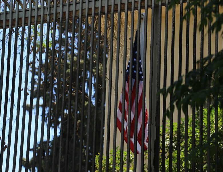 США підняли прапор над посольством у Дамаску