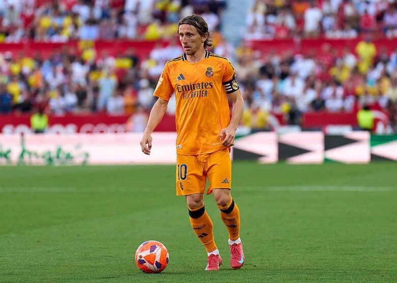 Стала відома причина, чому Модріч залишає Реал