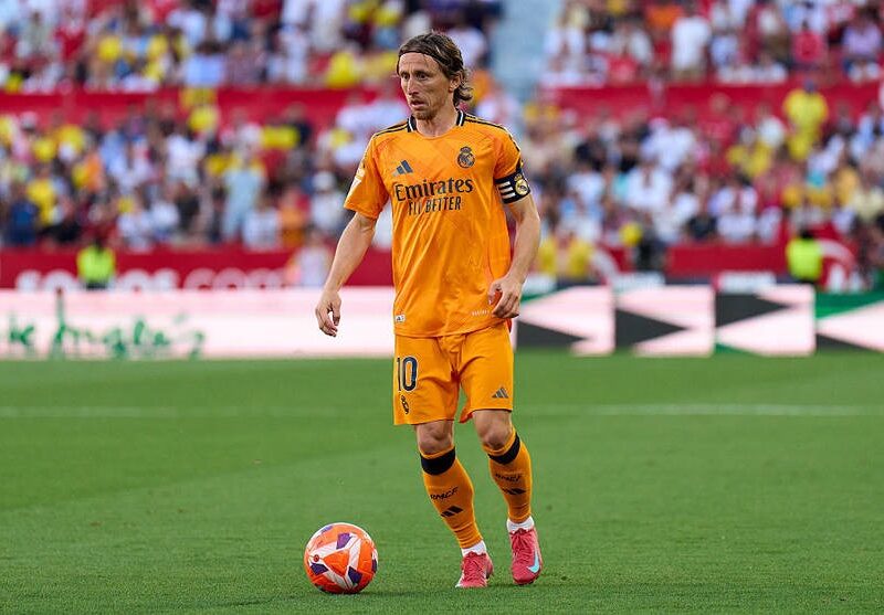 Стала відома причина, чому Модріч залишає Реал