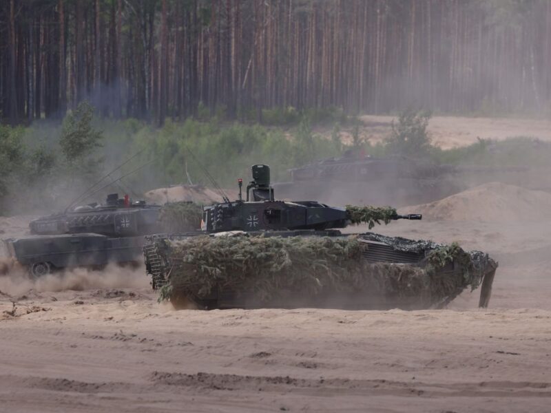 “Стримування РФ”: Німеччина наростить число танкової бригади в Литві