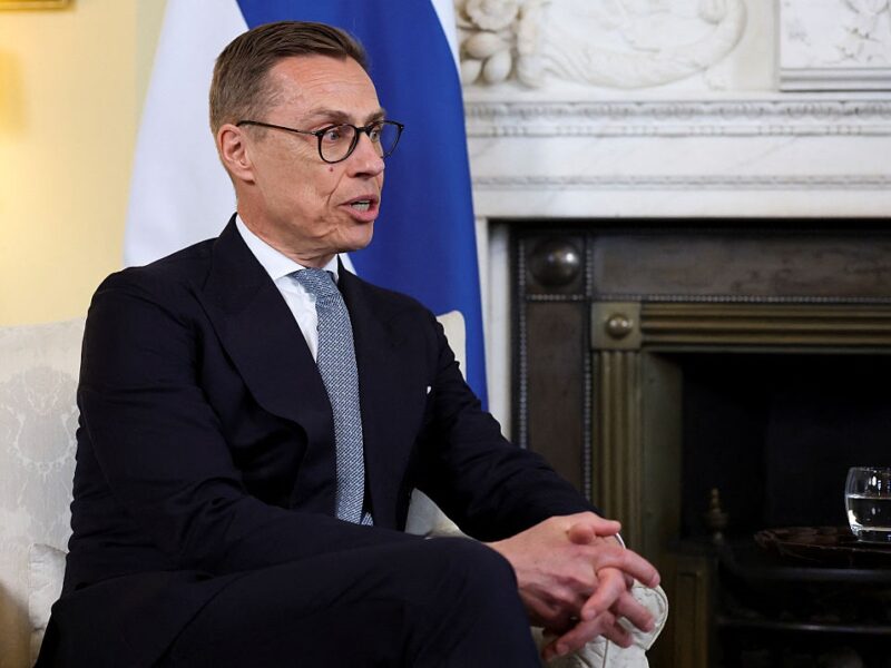 Стубб підтримав участь Зеленського у саміті НАТО