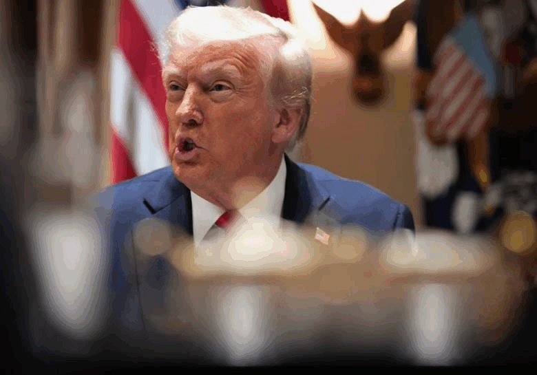 Трамп опублікував обіцяний “важливий” пост