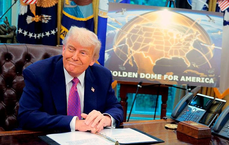 Трамп пригрозив Apple митами в розмірі 25%