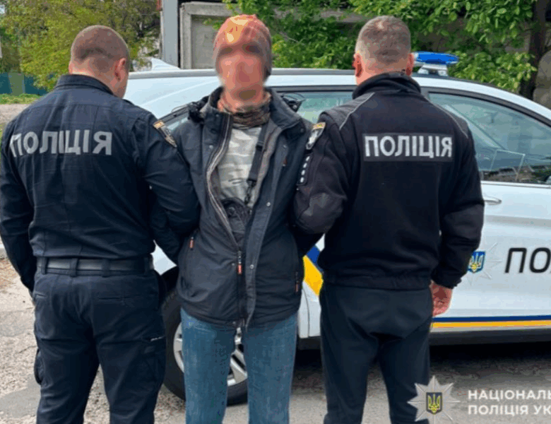 У Чернігові чоловік погрожував ножем військовим ТЦК