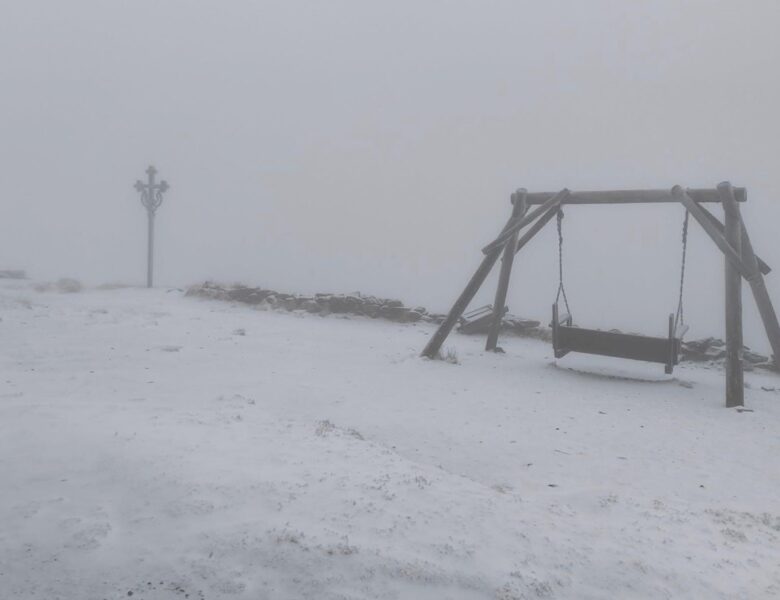 У Карпатах насипало снігу і вдарив мороз