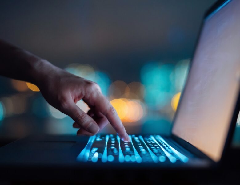 У Києві затримали податківців, які продавали закриті дані росіянам