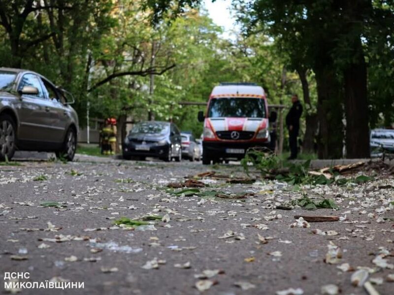 У Миколаєві прогримів вибух у багатоповерхівці