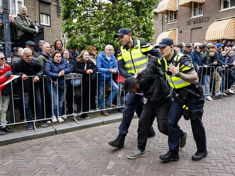 У Нідерландах пропалестинські активісти зірвали виступ міністра