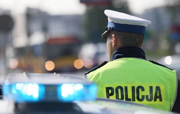 У Польщі затримали українку за перевезення мігрантів