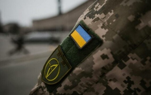 У ТЦК Харкова чоловік покінчив життя самогубством, вистрибнувши з вікна