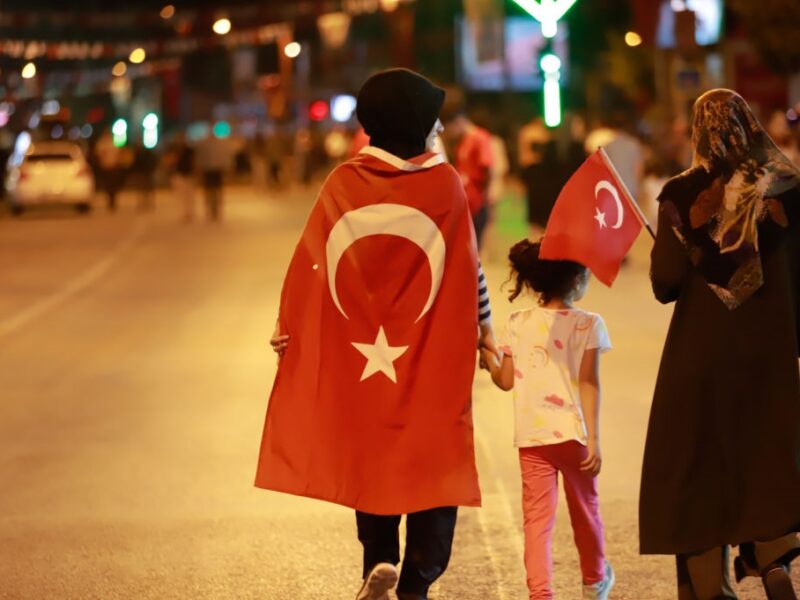 У Туреччині видали ордери на арешт 63 військових за спробу держперевороту