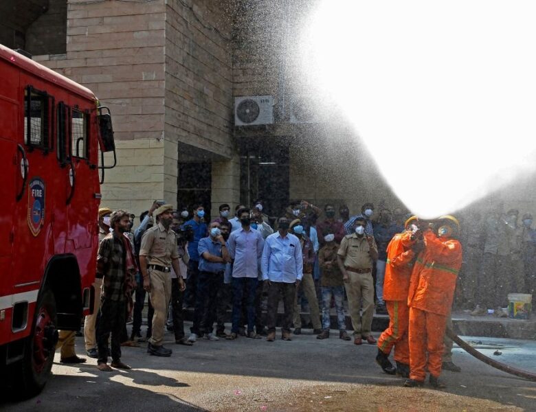 В Індії через пожежу загинули 17 людей