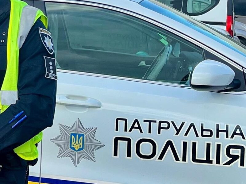 В Києві зі стріляниною зупиняли машину втікача, що наїхав на патрульного