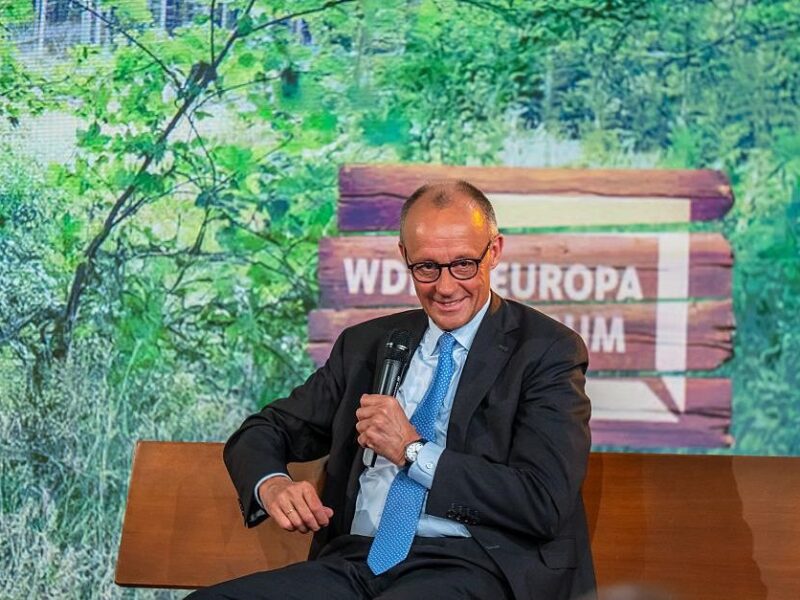 В України нема обмежень на удари по РФ – Мерц