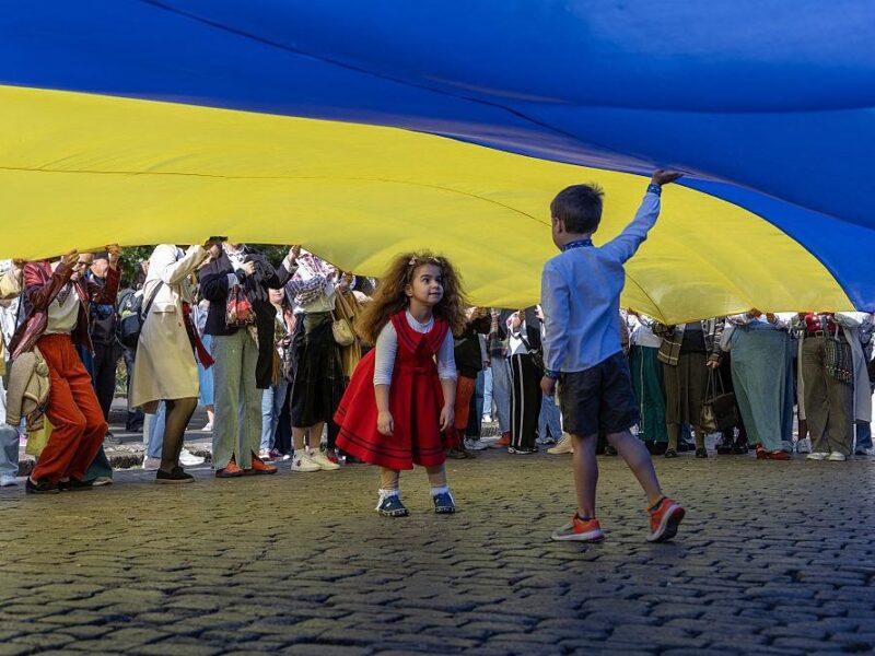 В Україні перенесли День захисту дітей
