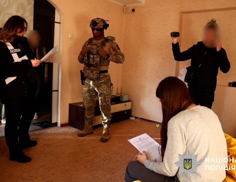 В Україні викрили міжнародну мережу з секс-експлуатації жінок