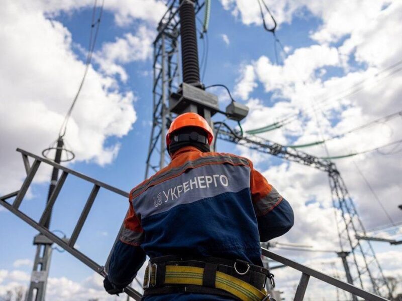 Відключення світла охопили п’ять областей України