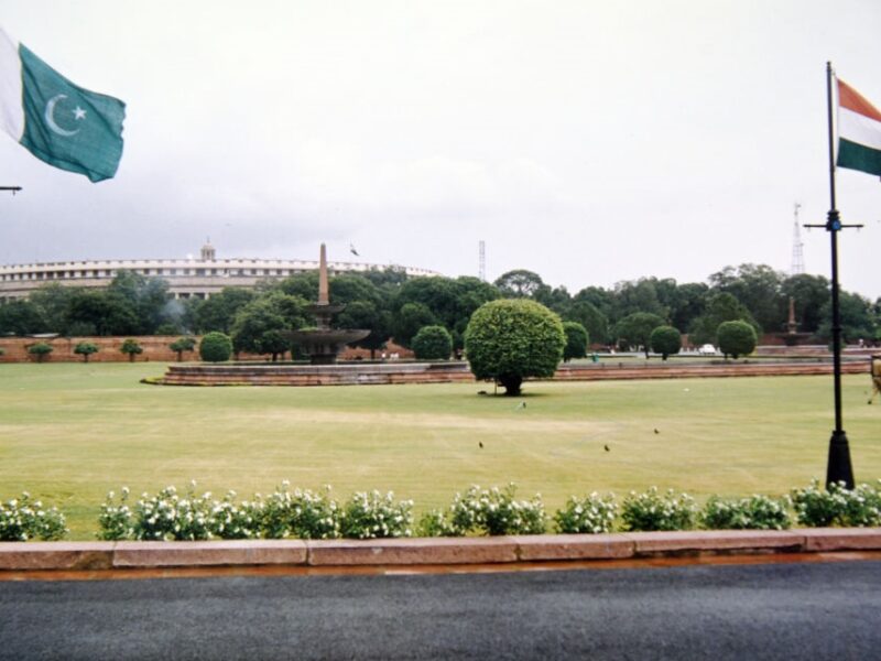 Воєначальники Індії та Пакистану провели переговори – ЗМІ