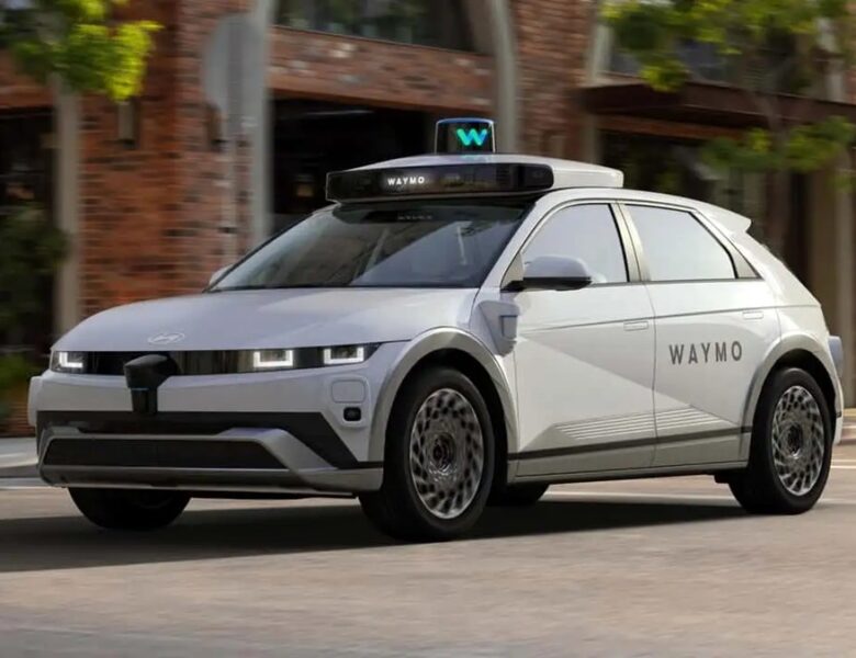 Waymo відкликає майже всі свої роботаксі через зіткнення з перешкодами