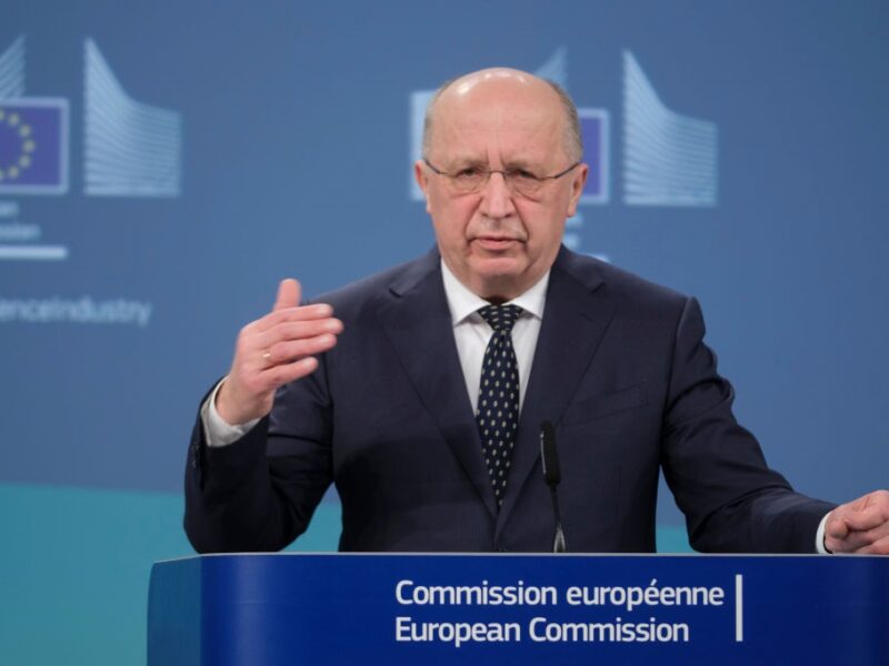 Єврокомісар: Визнання Криму – це повторення 1938-го