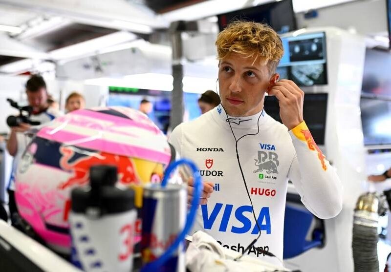 Юний Арвід Ліндблад готовий замінити Ліама Ловсона в Racing Bulls