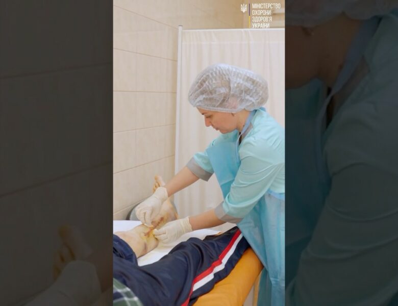 Янголи в білих халатах. З Днем медсестри!