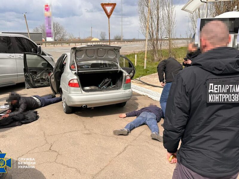 Затримано 13 організаторів схем для ухилянтів