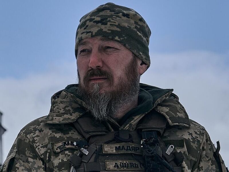 Зеленський присвоїв командиру підрозділу Птахи Мадяра звання Герой України