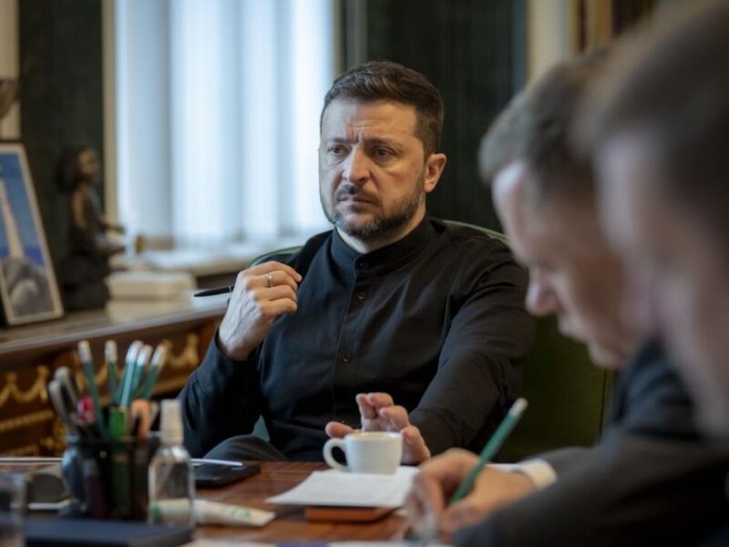 Зеленський провів переговори зі Стуббом