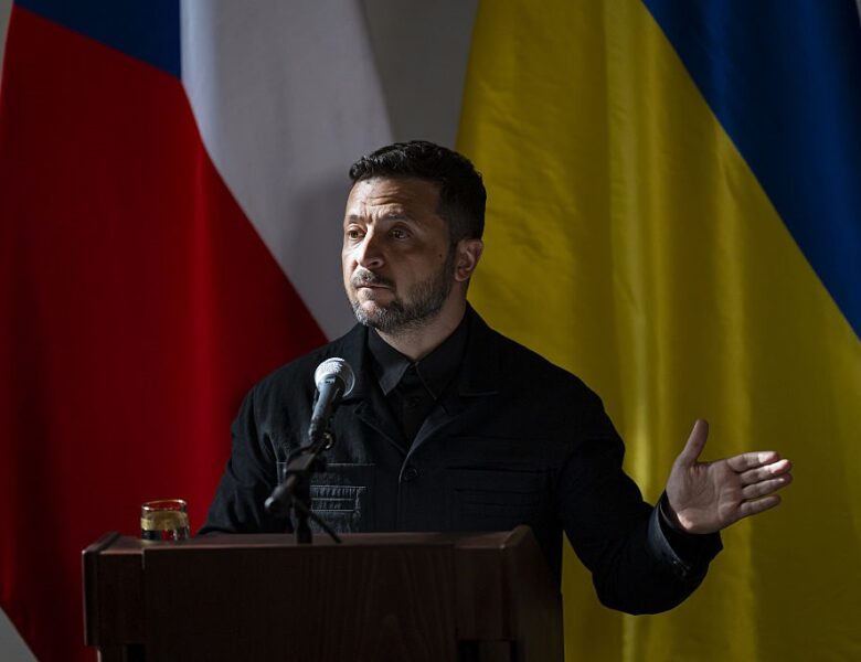 Зеленський відреагував на можливу “загрозу” чеській ініціативі