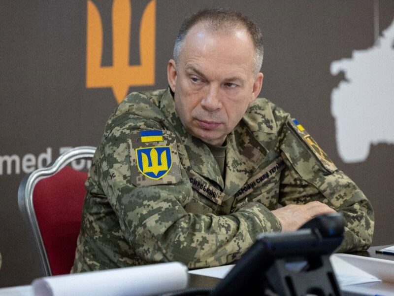 ЗСУ задіяли резерви на фронті – Сирський