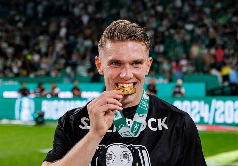 Аль-Гіляль після відмови Осімгена звернув увагу на Дьокереша