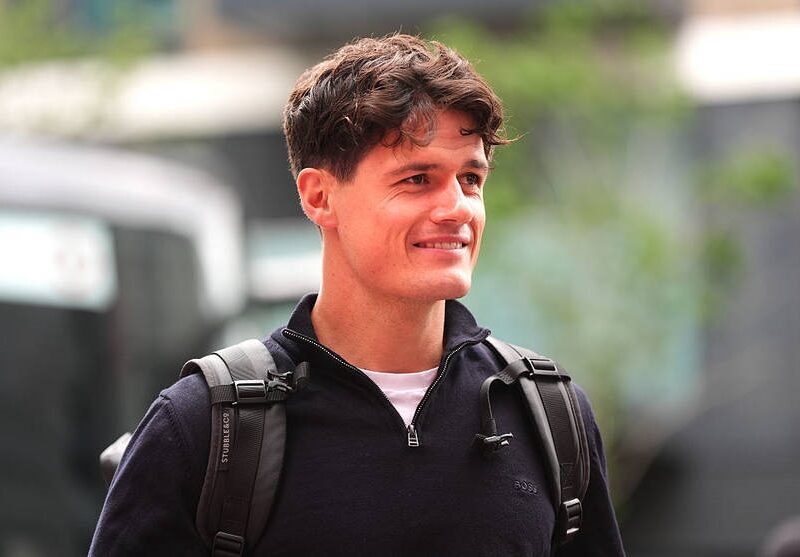 Арсенал націлився на конкурента Ярмолюка