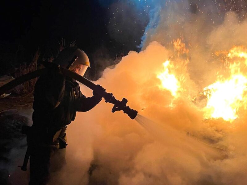 Атака на Київ: у місті здійнялися пожежі, є перебої з електрикою