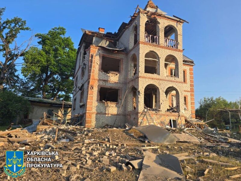 Авіаудар по Куп’янську: зруйновано 80 будинків
