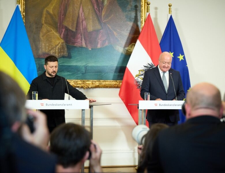 Австрія допоможе повернути викрадених Росією дітей