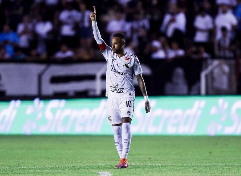 Батько Неймара підтвердив інтерес до сина з боку європейських клубів