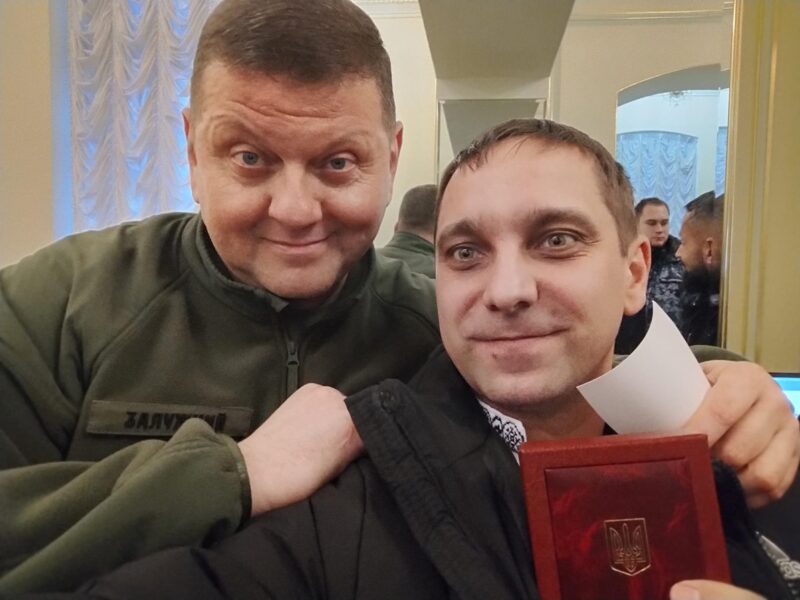 Без їжі і води: ексбойовий медик розповів про три дні у “підвалі” ТЦК