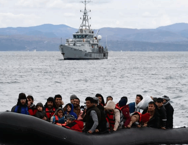 Біля берегів Греції врятували понад 600 мігрантів