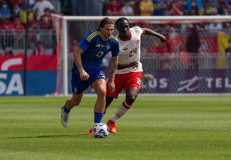 Борнмут визначився із трансферною вартістю Забарного