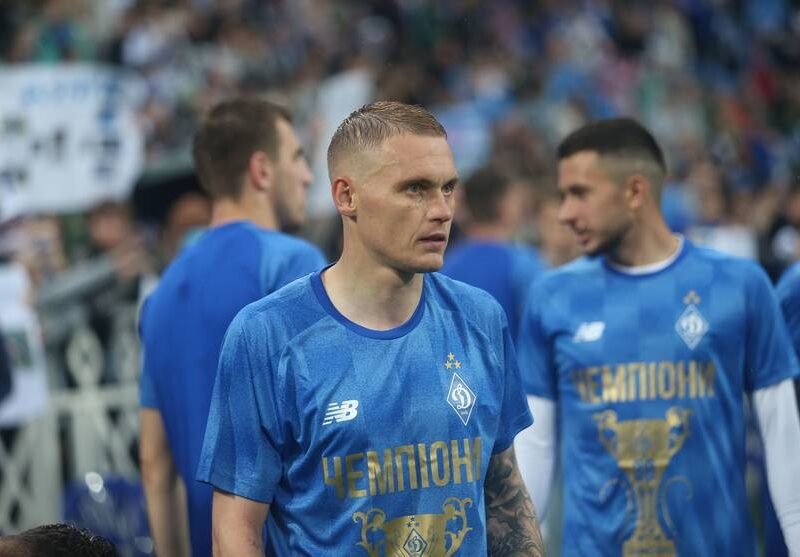 Буяльський із вдячністю згадує, що Ярмоленко зробив його капітаном