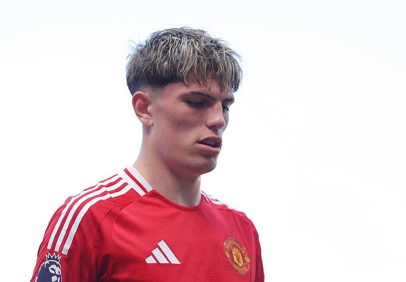 Челсі та Арсенал змагаються за скандальну зірку МЮ