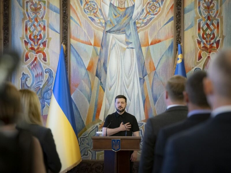 Десять новопризначених суддів склали присягу