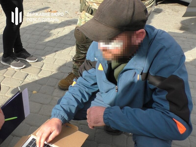 Дезертир отримав 15 років за “злив” даних про ЗСУ