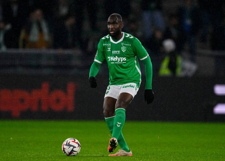 Динамо готове вступити в боротьбу за французького захисника