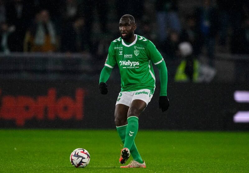 Динамо готове вступити в боротьбу за французького захисника