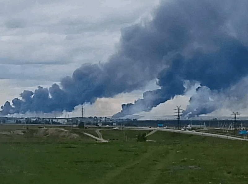 Дрони СБУ масово атакують аеродроми РФ