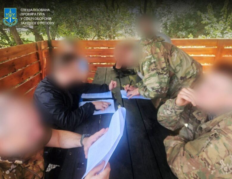 Двом нападникам на бійця Азову повідомили про підозру