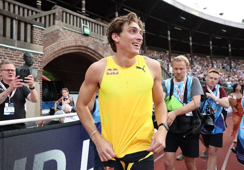 Дюплантіс відреагував на новий рекорд 12-річного українця