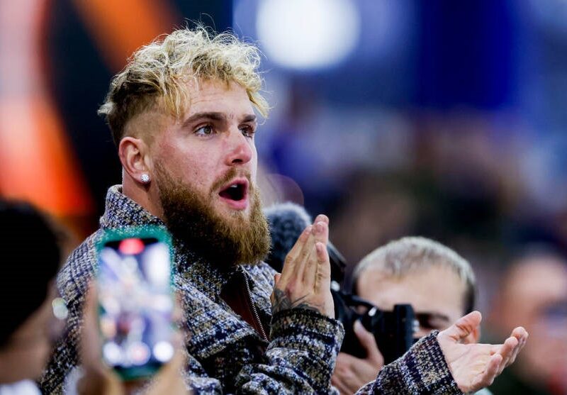 Джейк Пол оригінально розпорядився гонораром за бій із легендою